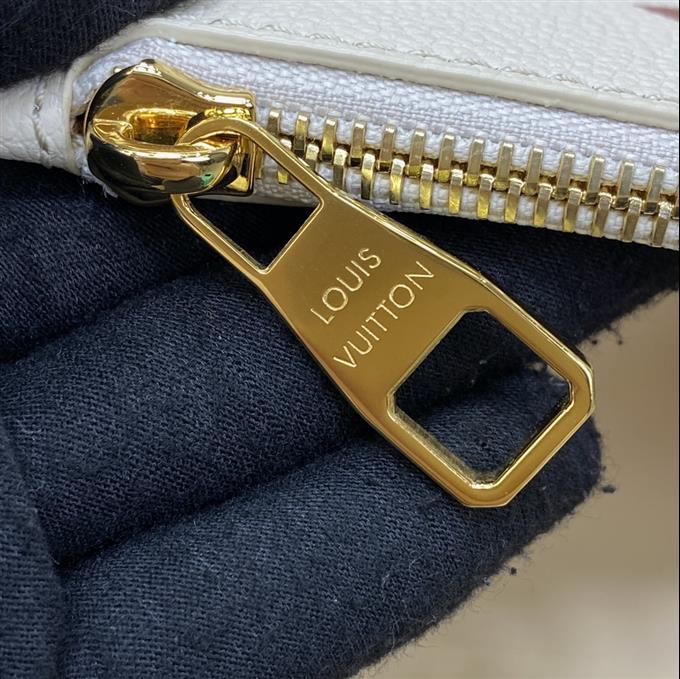 2025224M21579103825902