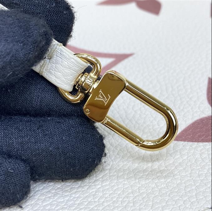 2025224M21579103825917