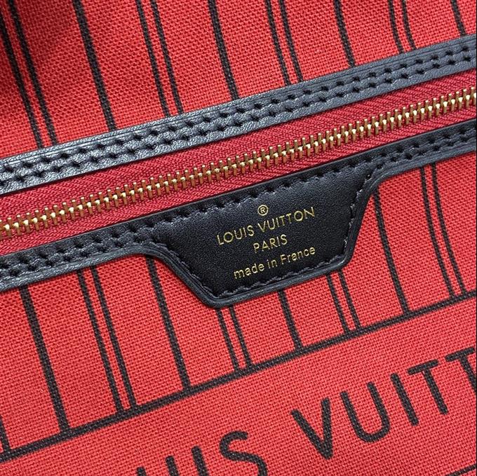 2025224M411761158157