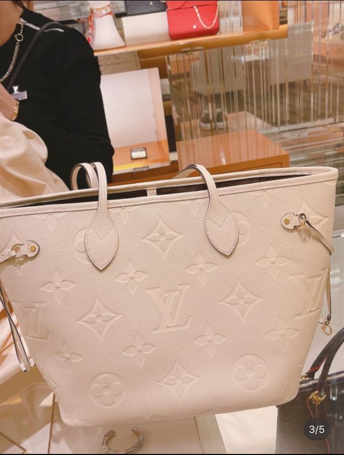 2025224M4568410383137