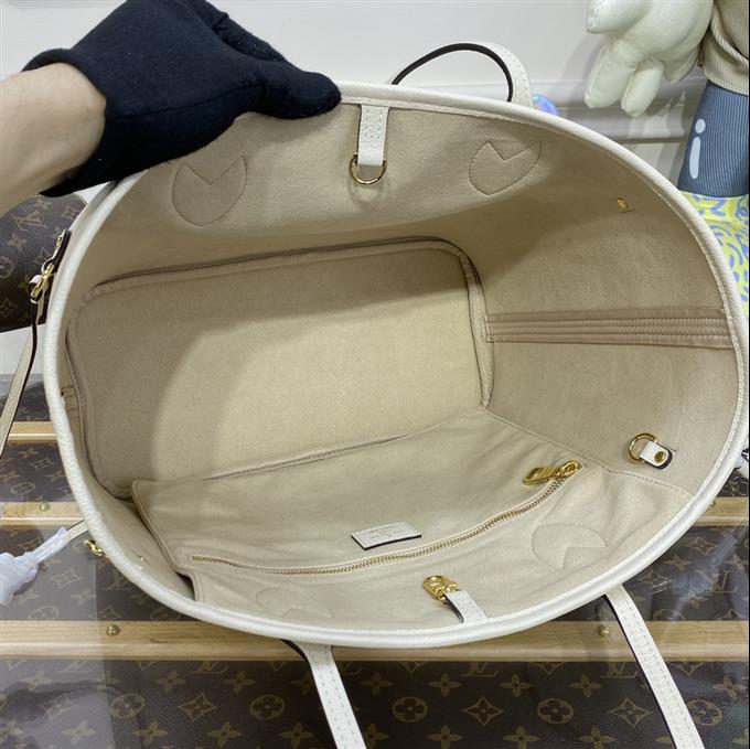 2025224M4568511516473