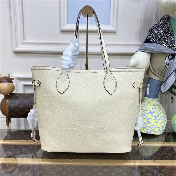 2025224M456851151678