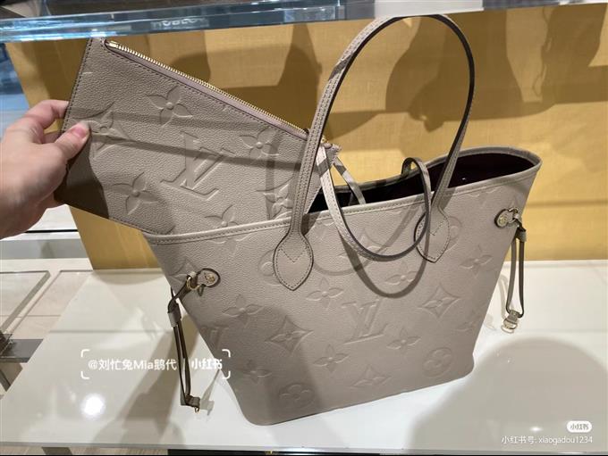 2025224M45686103833170