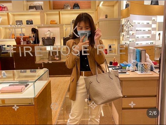 2025224M45686103833203