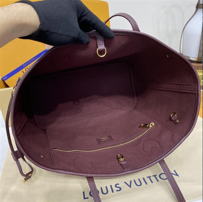 2025224M46599103826464