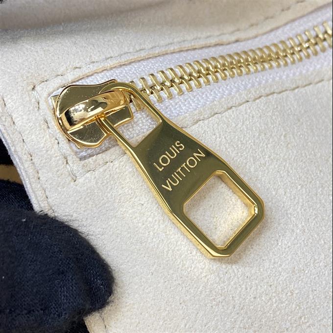 2025224M46676103826638