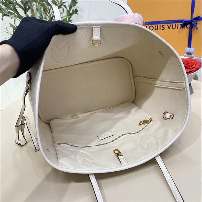 2025224M46676103826685