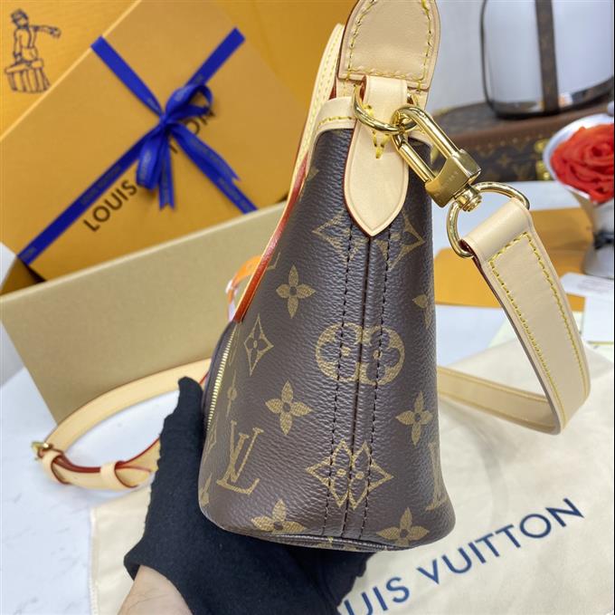 2025224M46705103828928