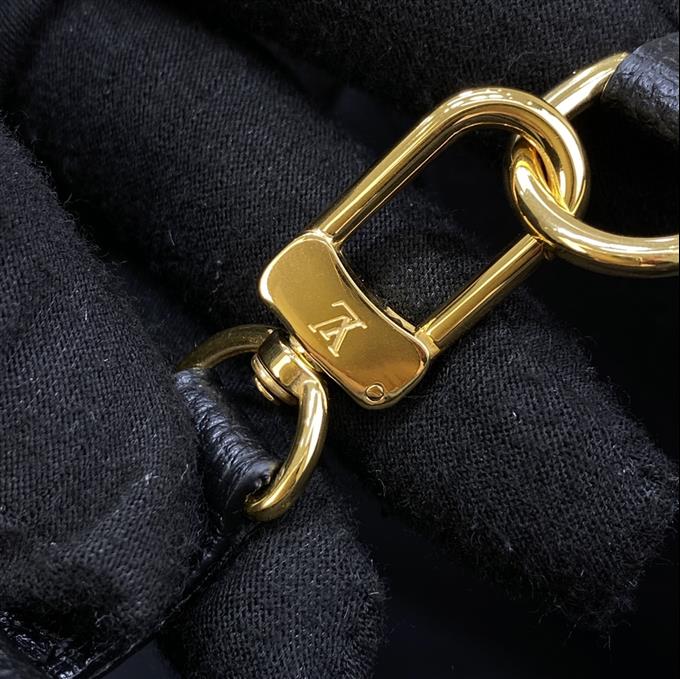 2025224M58907103827403