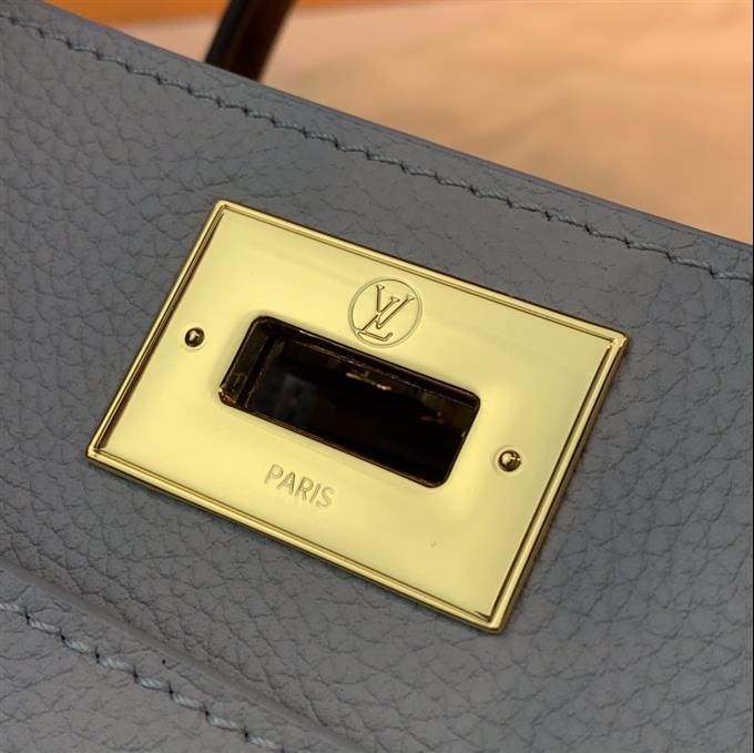 2025224M538231008176