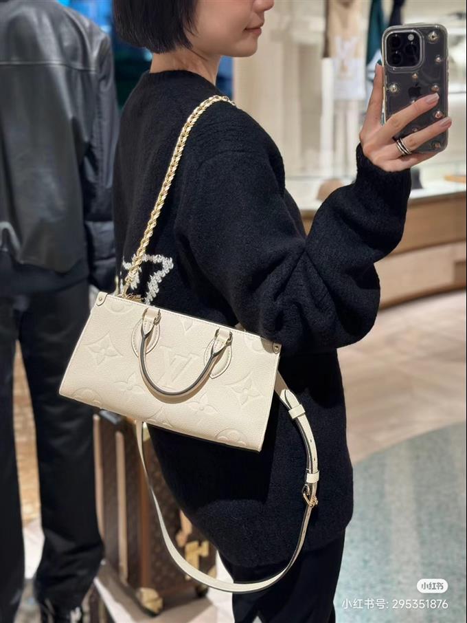 2025224M236981010234