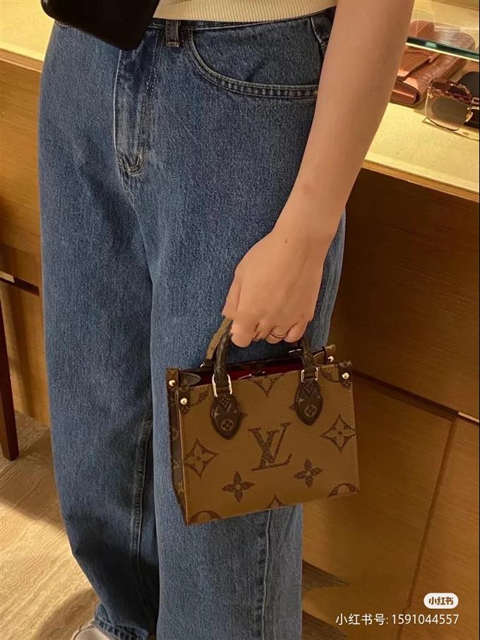 2025224M46839102556219