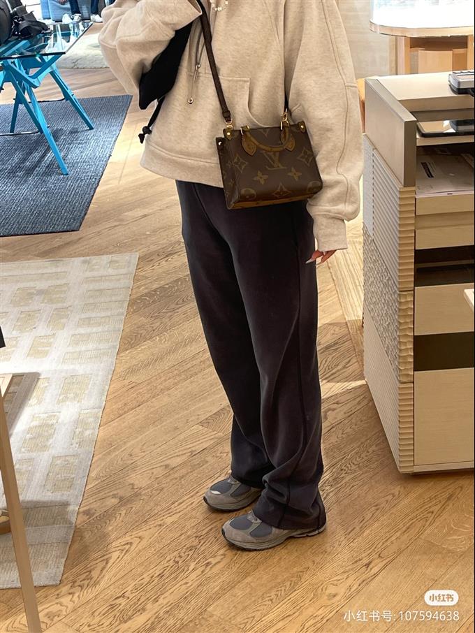 2025224M4683910261403