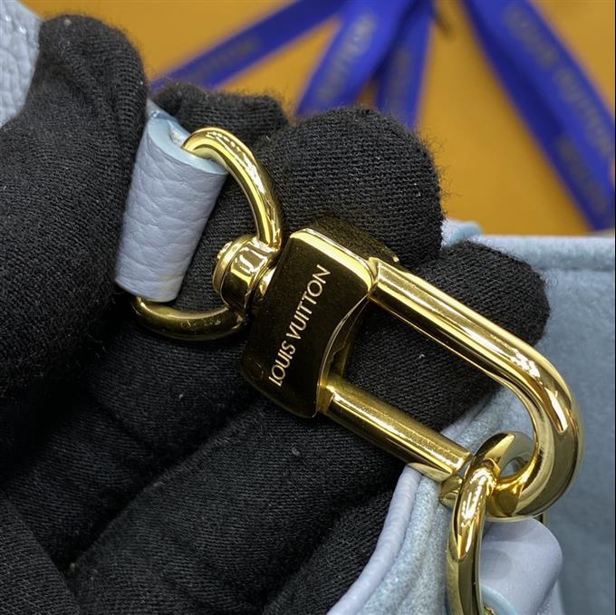 2025224M46840102552304