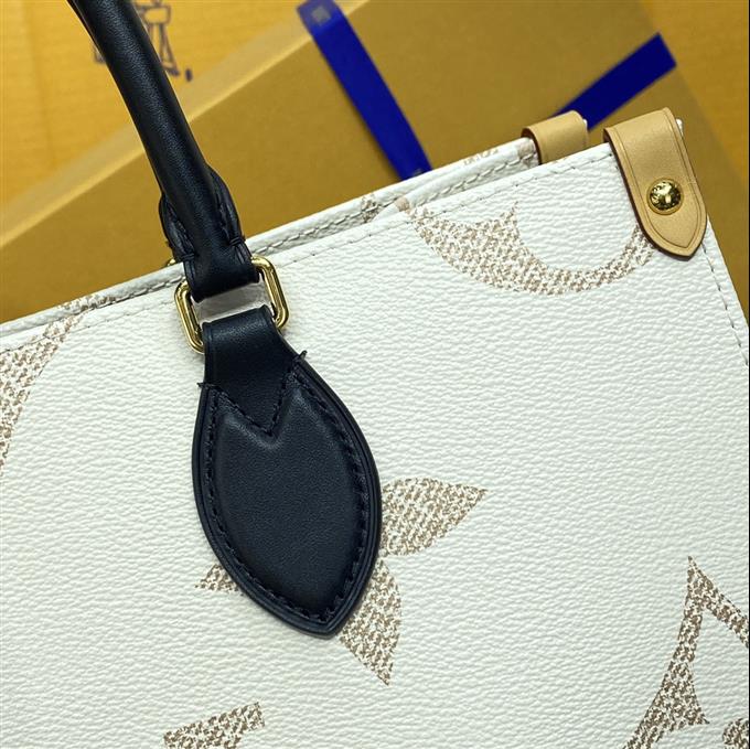 2025224M46912102554161