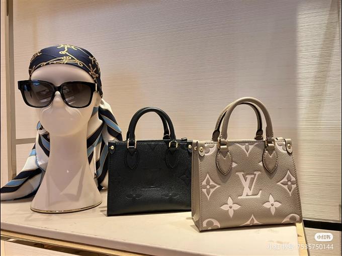 2025224M46993102559579