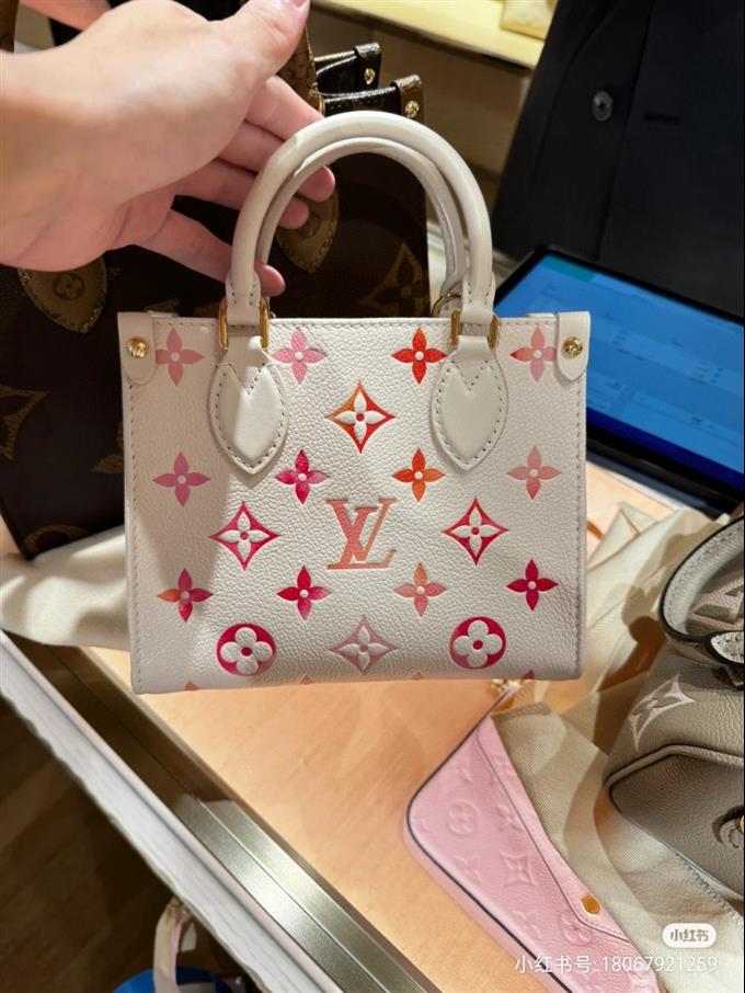 2025224M4711510262723