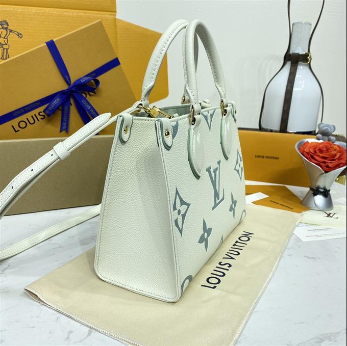 2025224M45653102557464