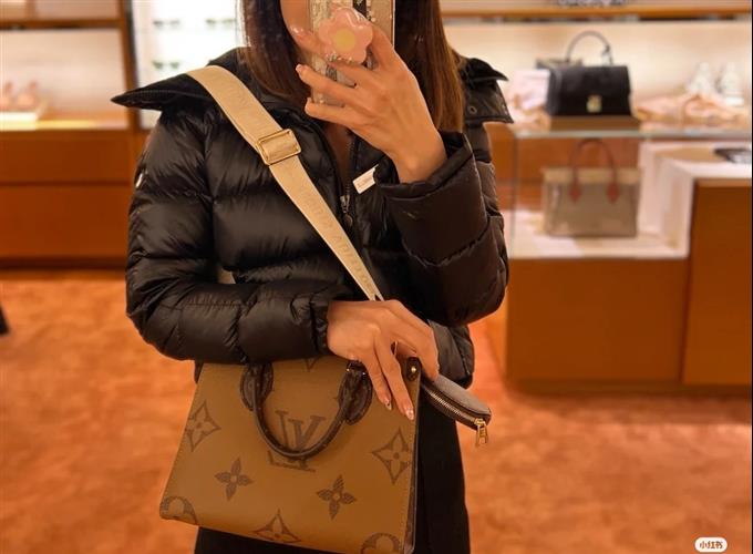 2025224M46373102554866