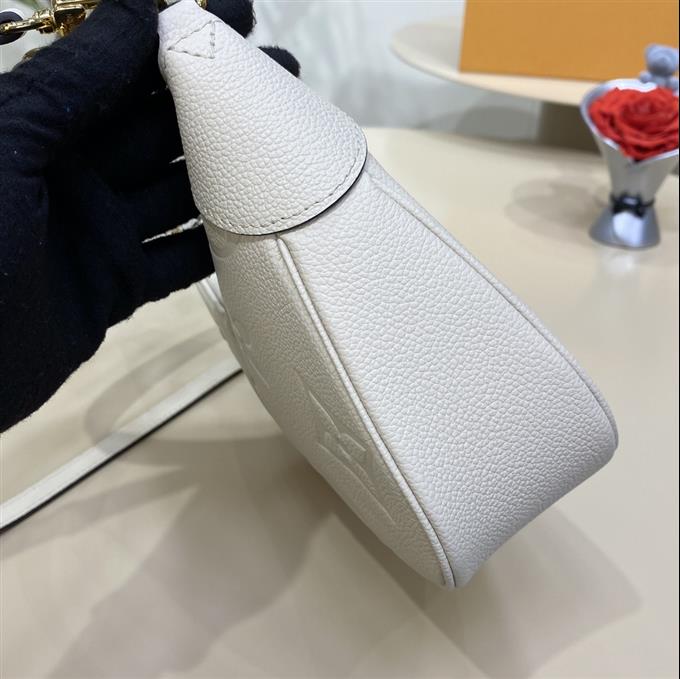 2025224M46002222434617