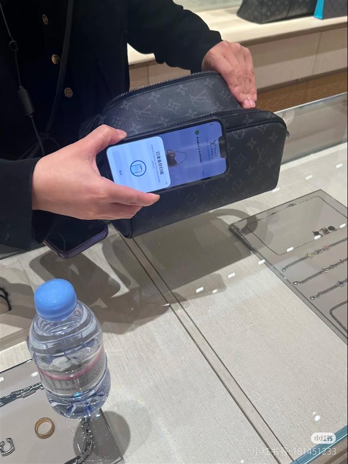 2025224M4635422372481