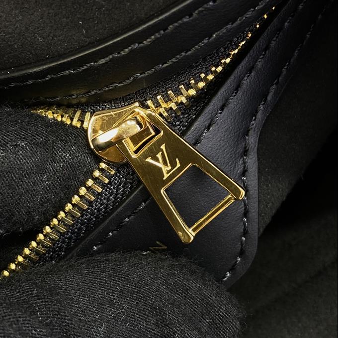 2025224M46659223653281