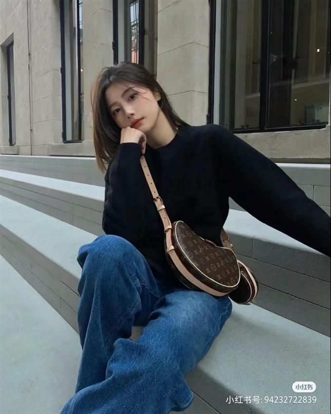 2025224M4682822377620