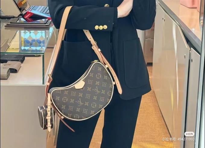 2025224M4682822379545