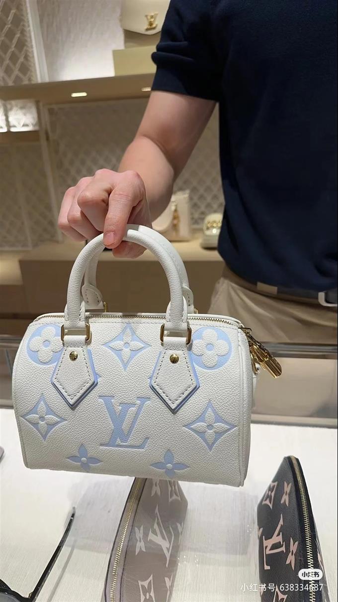 2025224M46883222436547