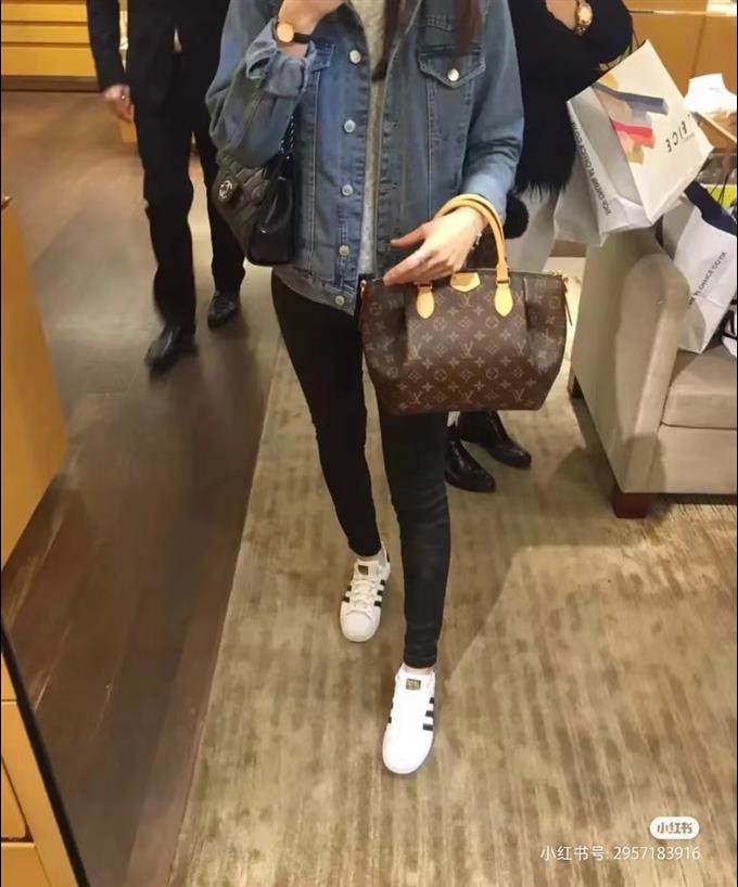 2025224M48813215748229