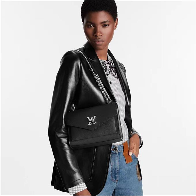 2025224M51418222434380