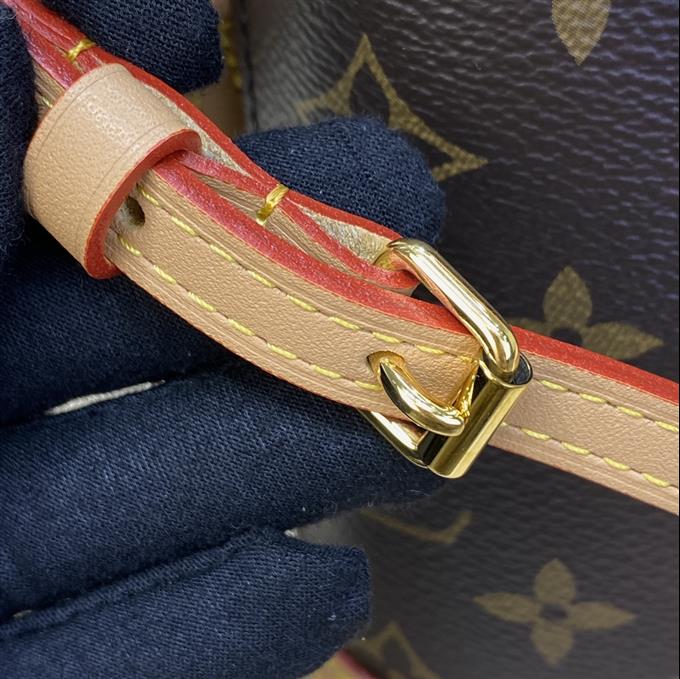 2025224M80874223656698