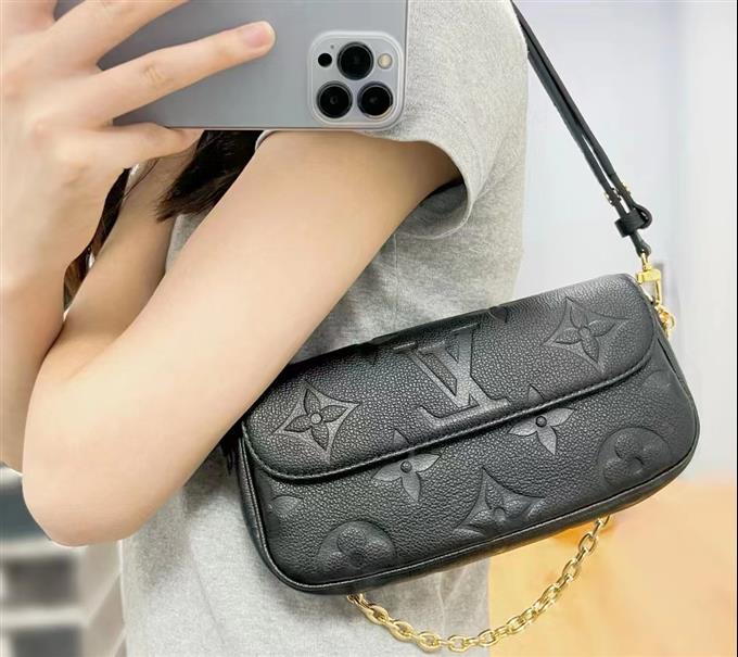 2025224M82154222413314