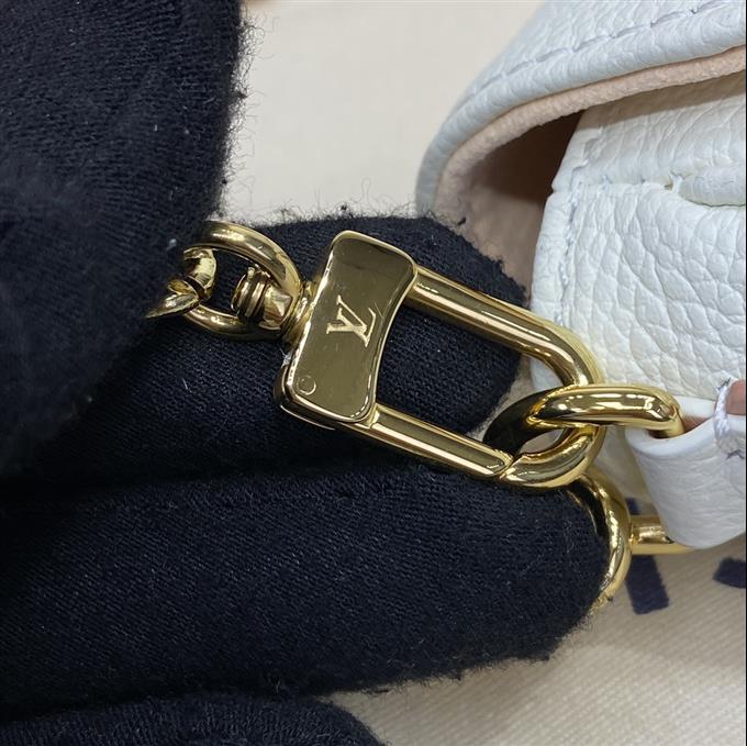 2025224M82210222413677