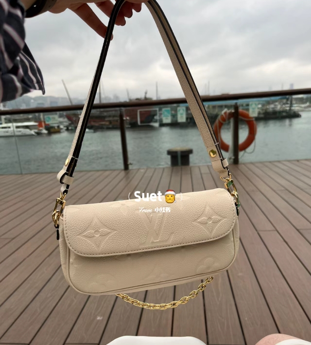 2025224M82210222428611