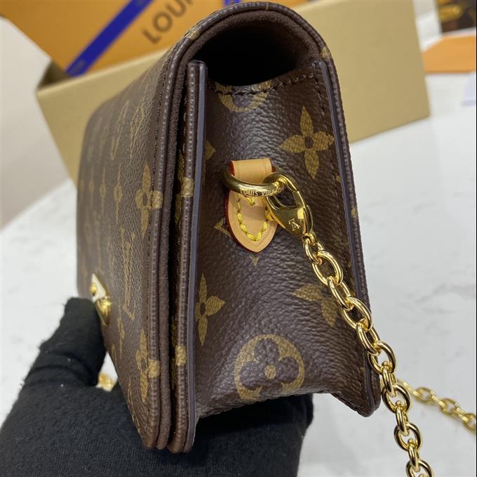 2025224M82509223644978