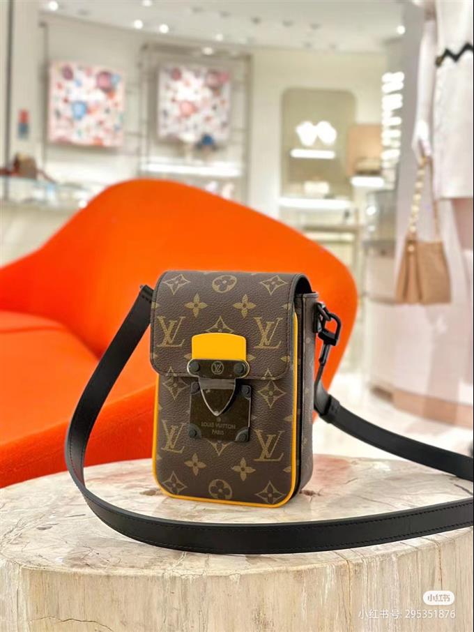 2025224M8253522463262