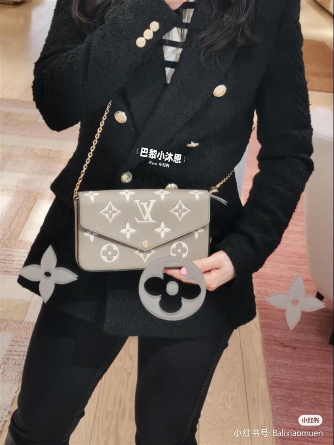 2025224M82610222418203