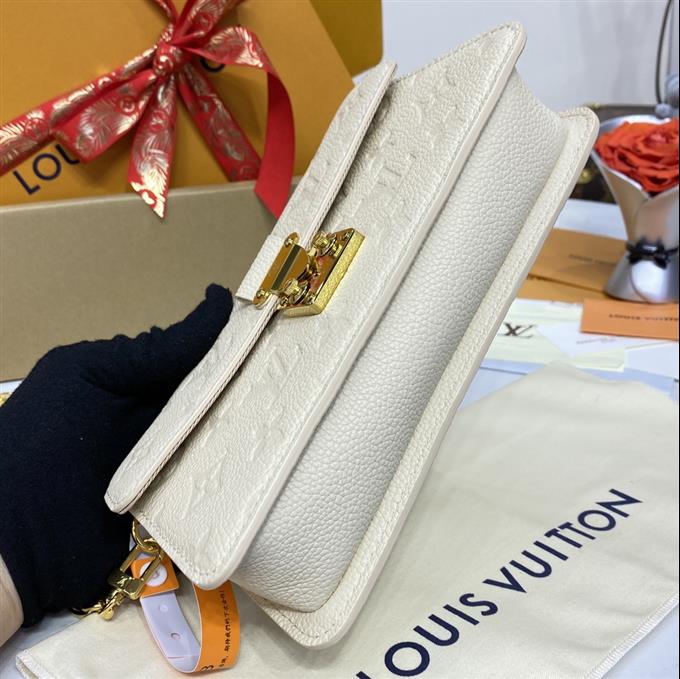 2025224M82637222415668