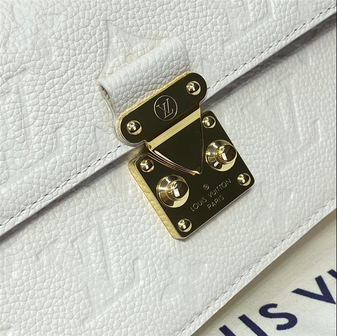 2025224M82836222410869