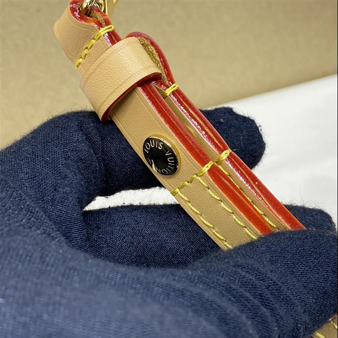 2025224M83008223658220