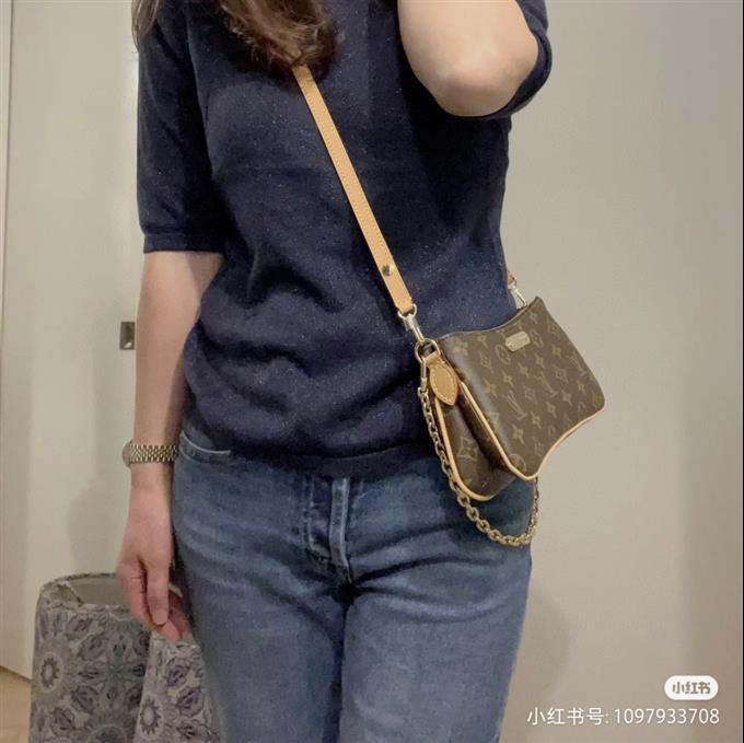 2025224M8300822377792