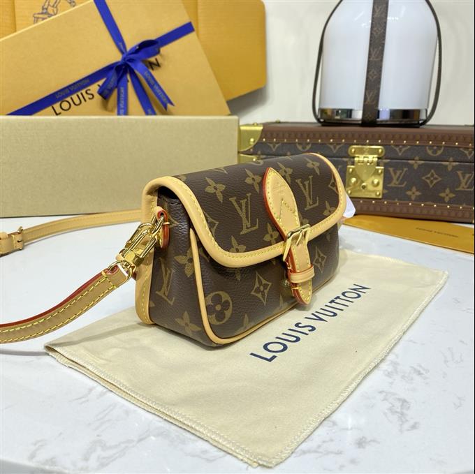 2025224M83298223659301