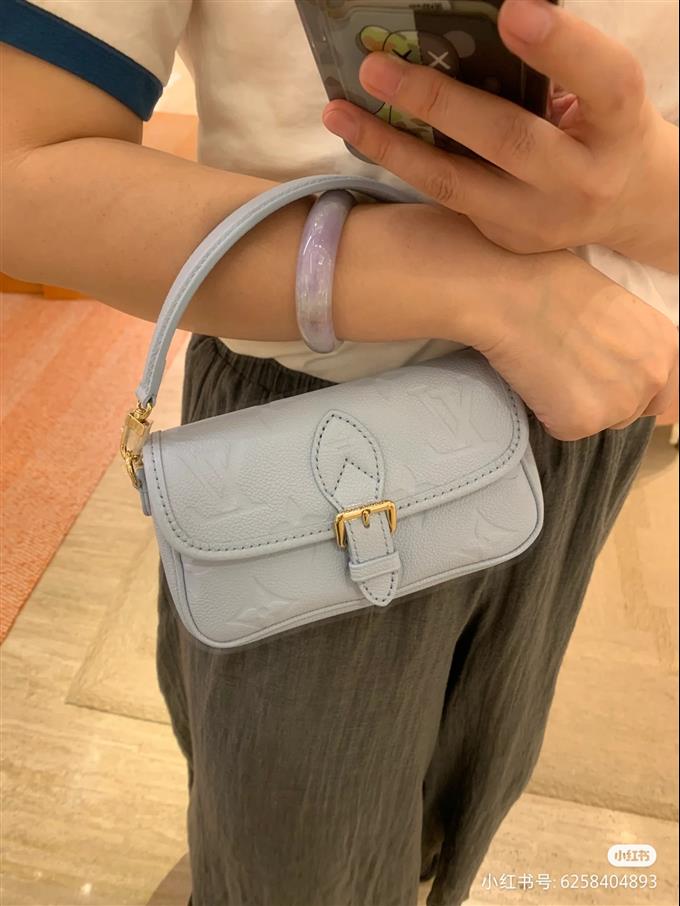 2025224M83592222415873