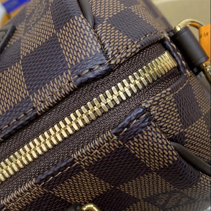 2025224N4048922365934