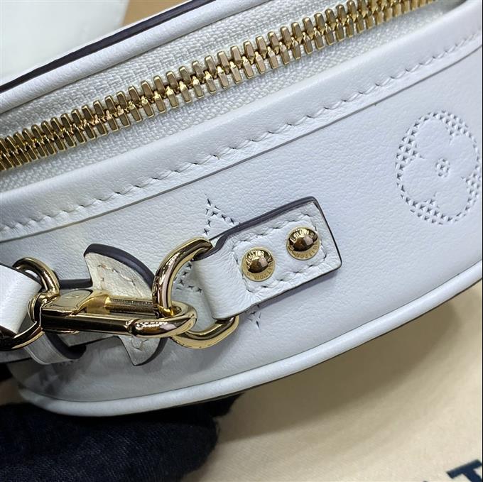 2025224M11294224348437