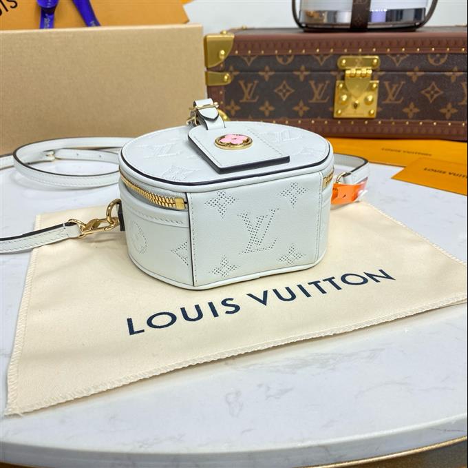 2025224M11294224349818