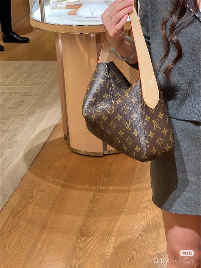 2025224M11952223711467