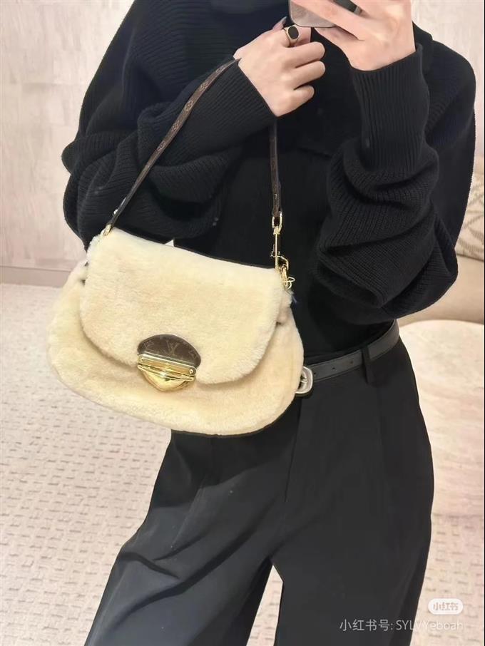 2025224M12097204142756