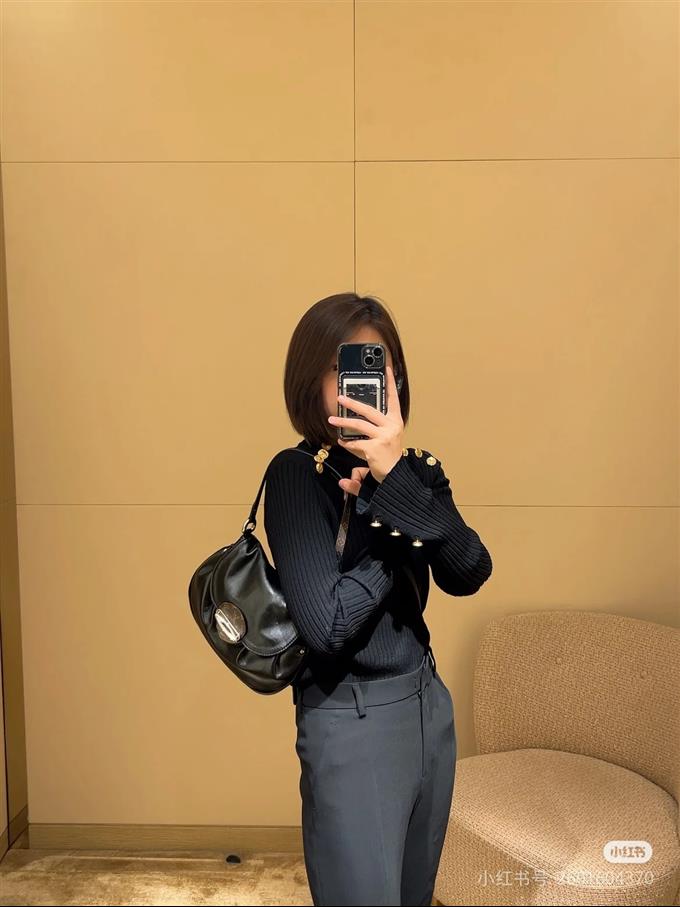 2025224M12192222426497